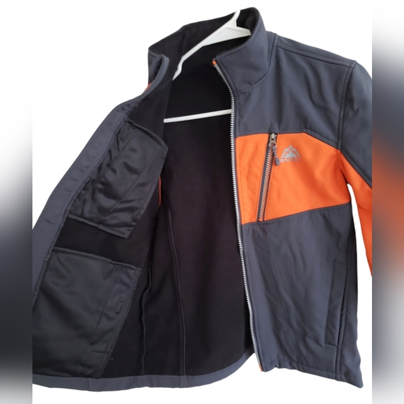 Snozu 10/12 Extreme Gear Snow Jacket - Picture 3 of 6